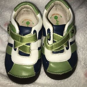 Momo baby shoes 4.5